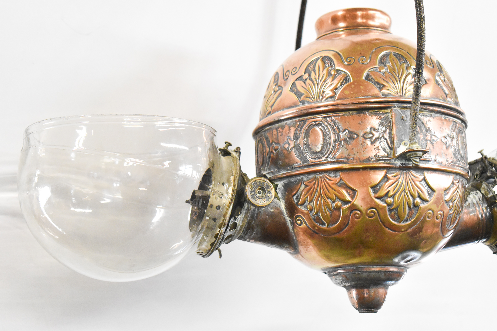 ANGLE LAMP COMPANY LIGHT FIXTURE