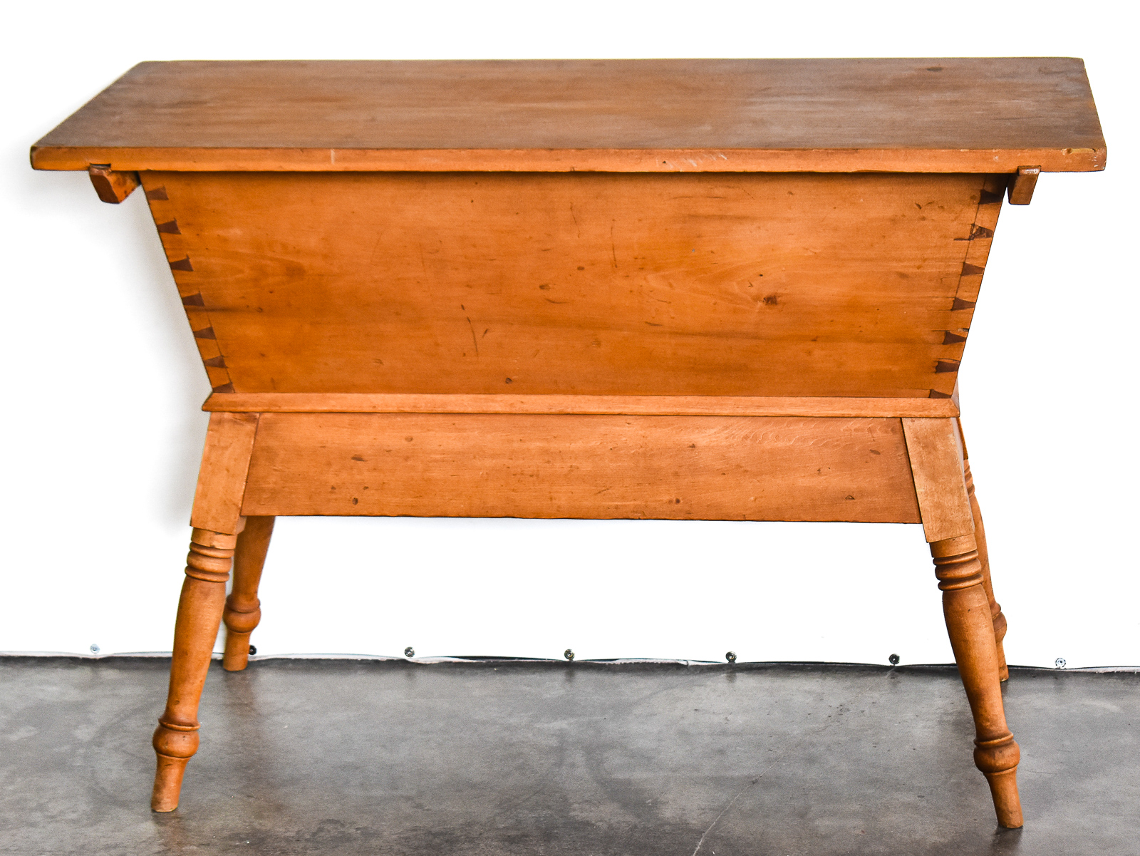 SOUTHERN STYLE PINE DOUGH TROUGH