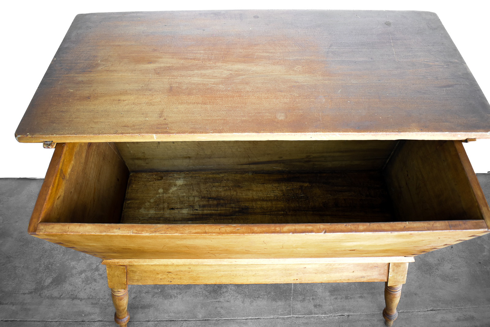 SOUTHERN STYLE PINE DOUGH TROUGH