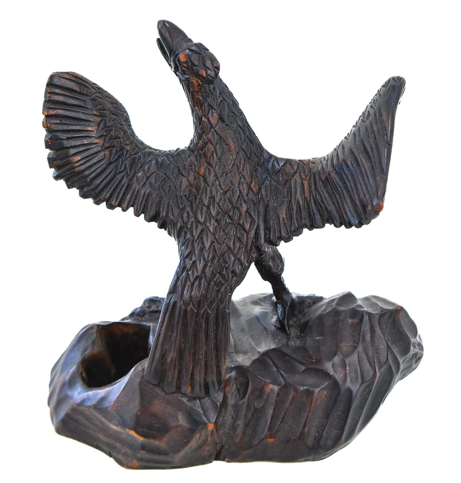 HANDCRAFTED FOLK ART SCULPTED EAGLE