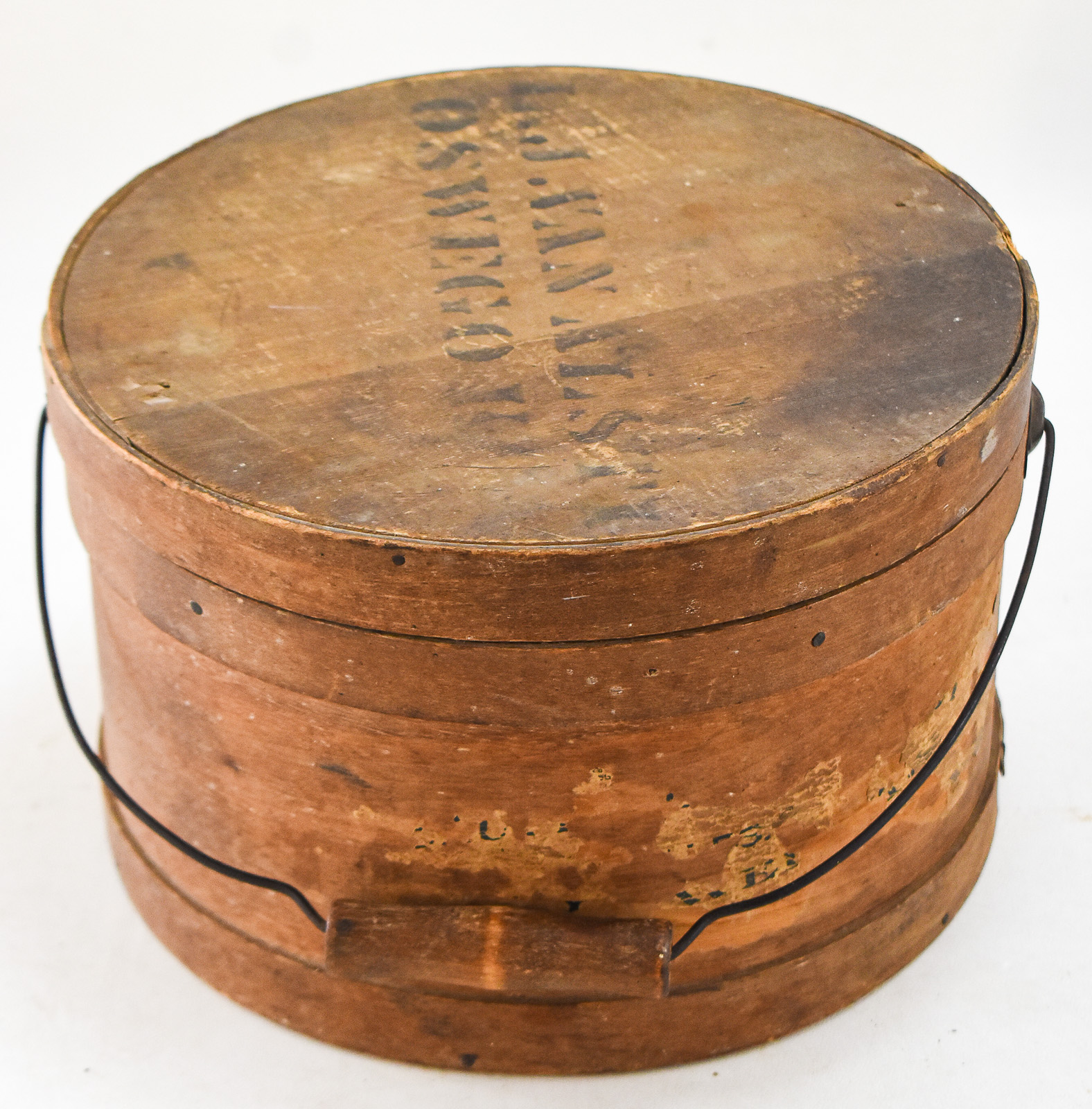 OSWEGO, NY BENTWOOD LIDDED BAIL-HANDLED PANTRY BOX