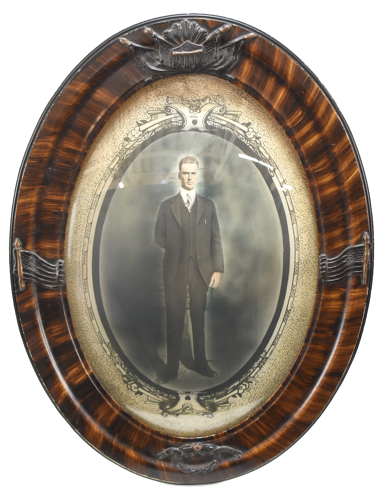 VICTORIAN PORTRAIT IN A PATRIOTIC BUBBLE GLASS FRAME