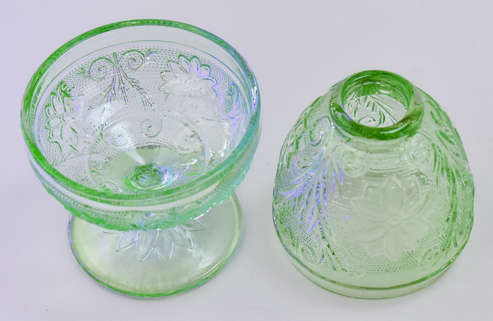 INDIANA GLASS TIARA "CHANTILLY" GREEN FAIRY LAMP