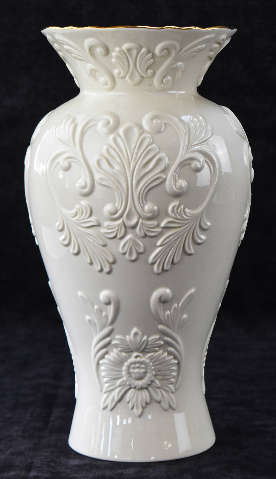 LENOX GEORGIAN COLLECTION PORCELAIN TALL VASE