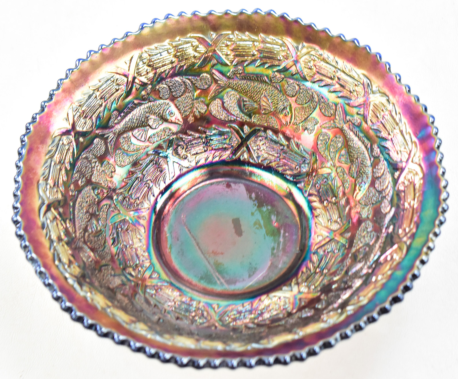 FENTON ART GLASS "LITTLE FISHES" CARNIVAL GLASS BOWL