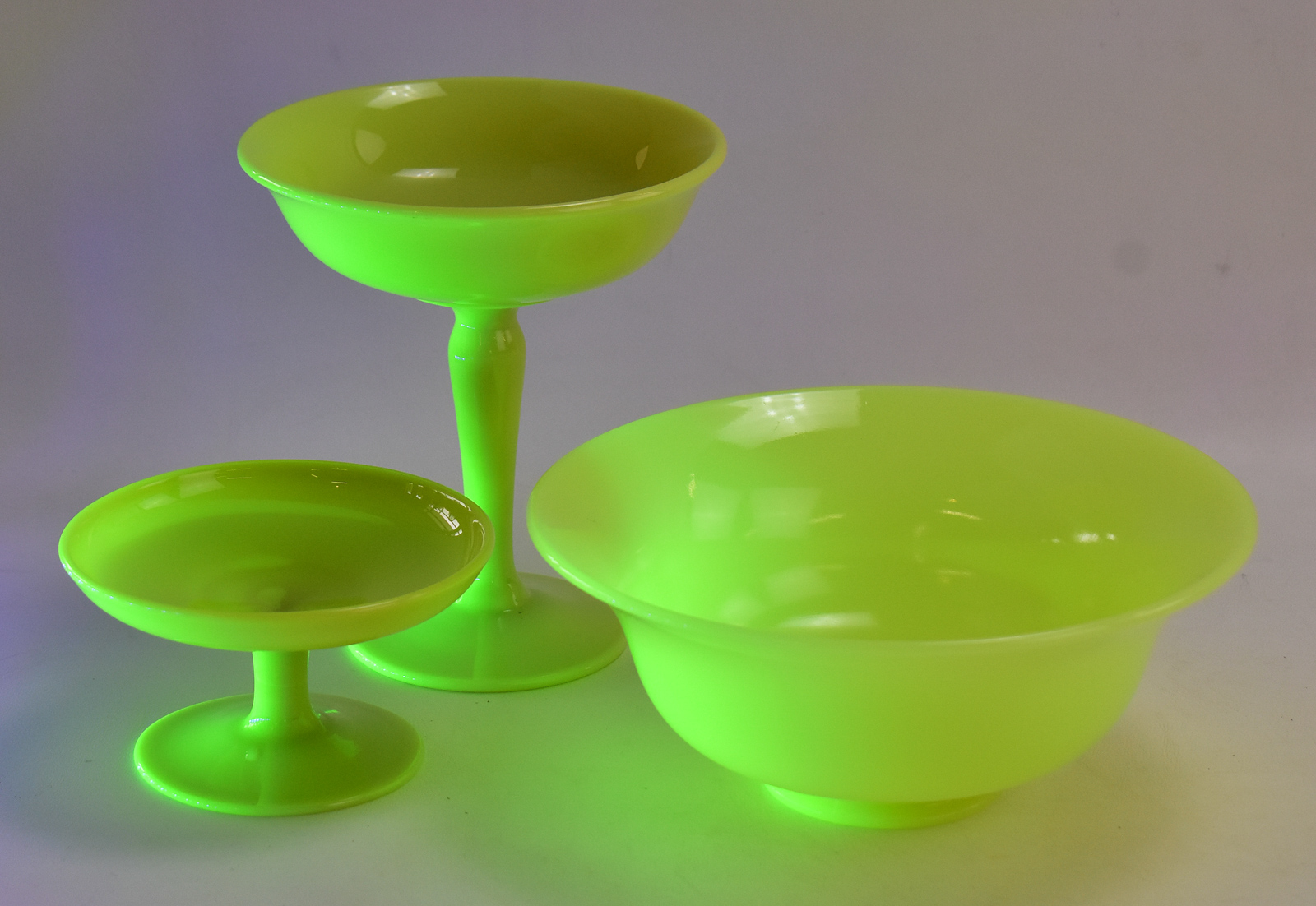 HAZEL ATLAS "MODERNTONE" PLATONITE GLASSWARE