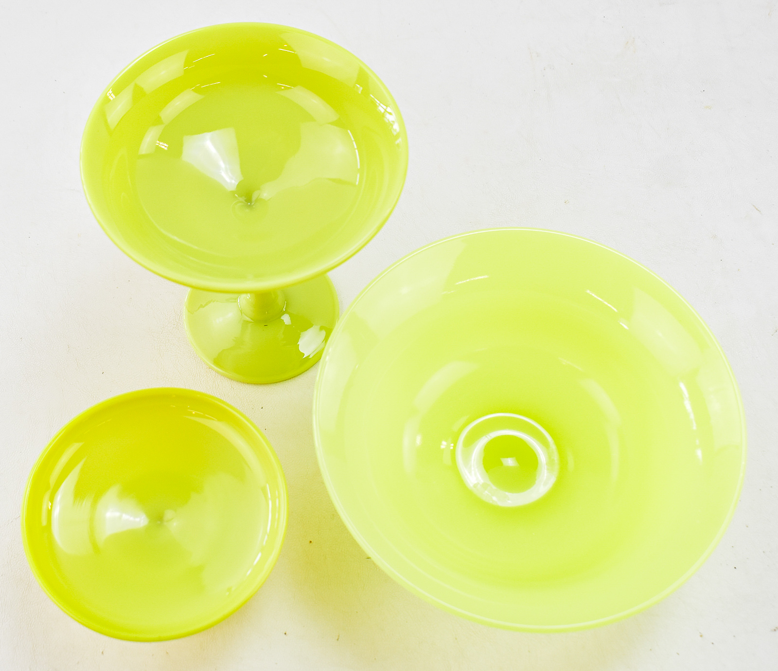 HAZEL ATLAS "MODERNTONE" PLATONITE GLASSWARE