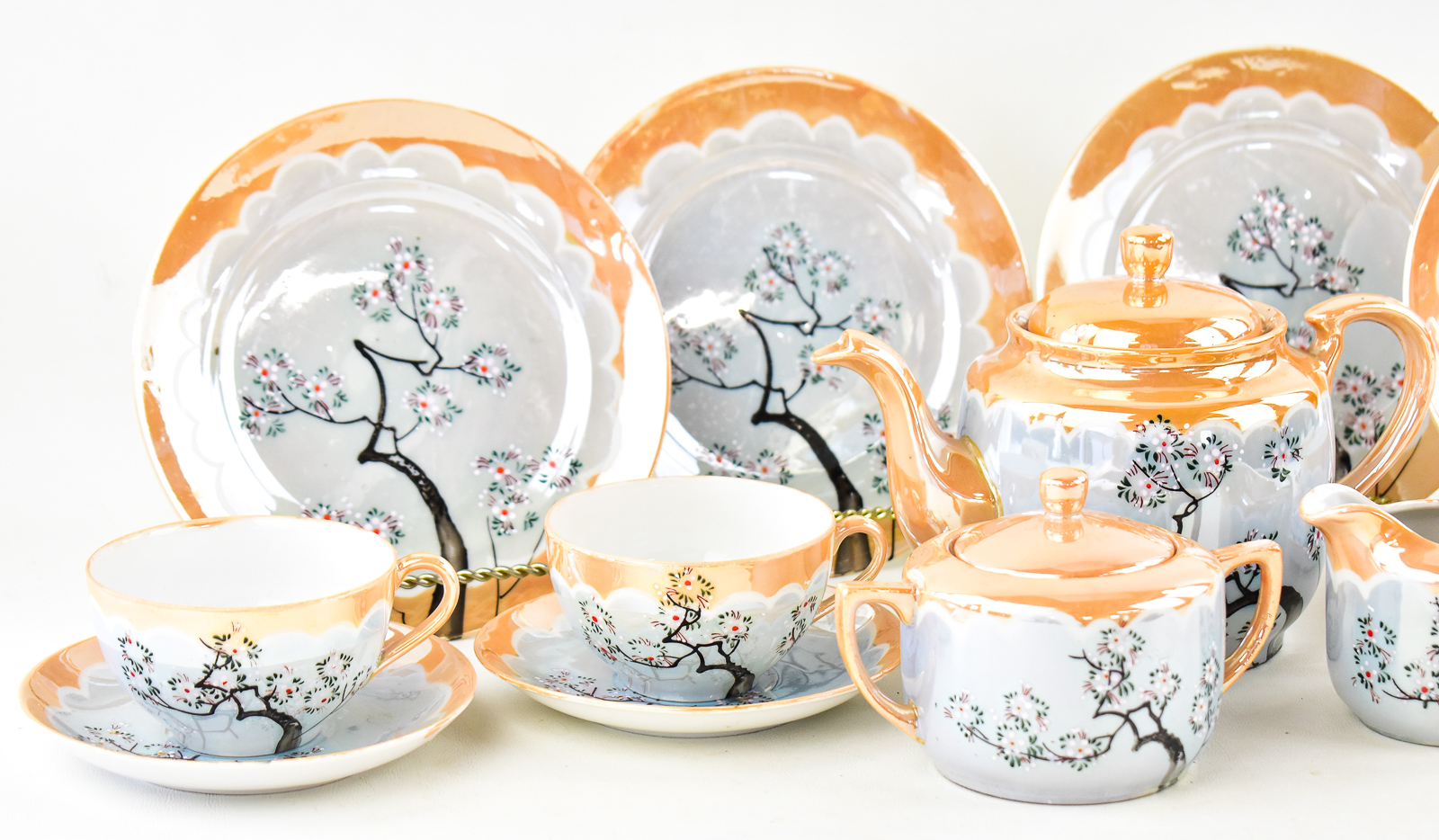 JAPANESE LUSTERWARE LUNCHEON SET