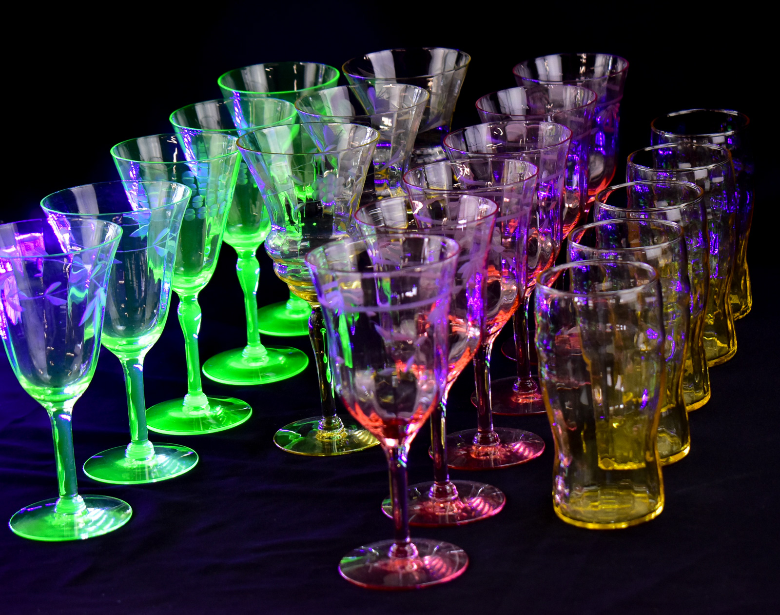 MULTI-COLOR DEPRESSION GLASS STEMWARE & DRINKING GLASSES