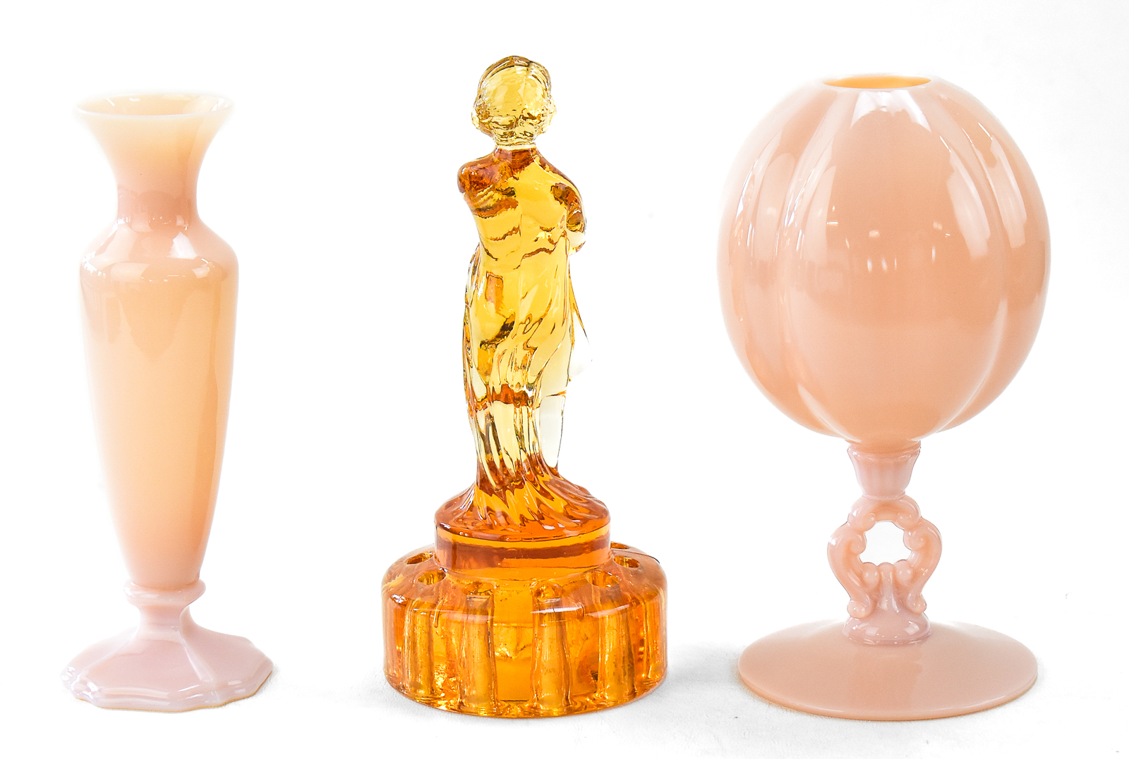 CAMBRIDGE GLASS VASE TRIO: BUD VASE, IVY BALL VASE, FLOWER FROG