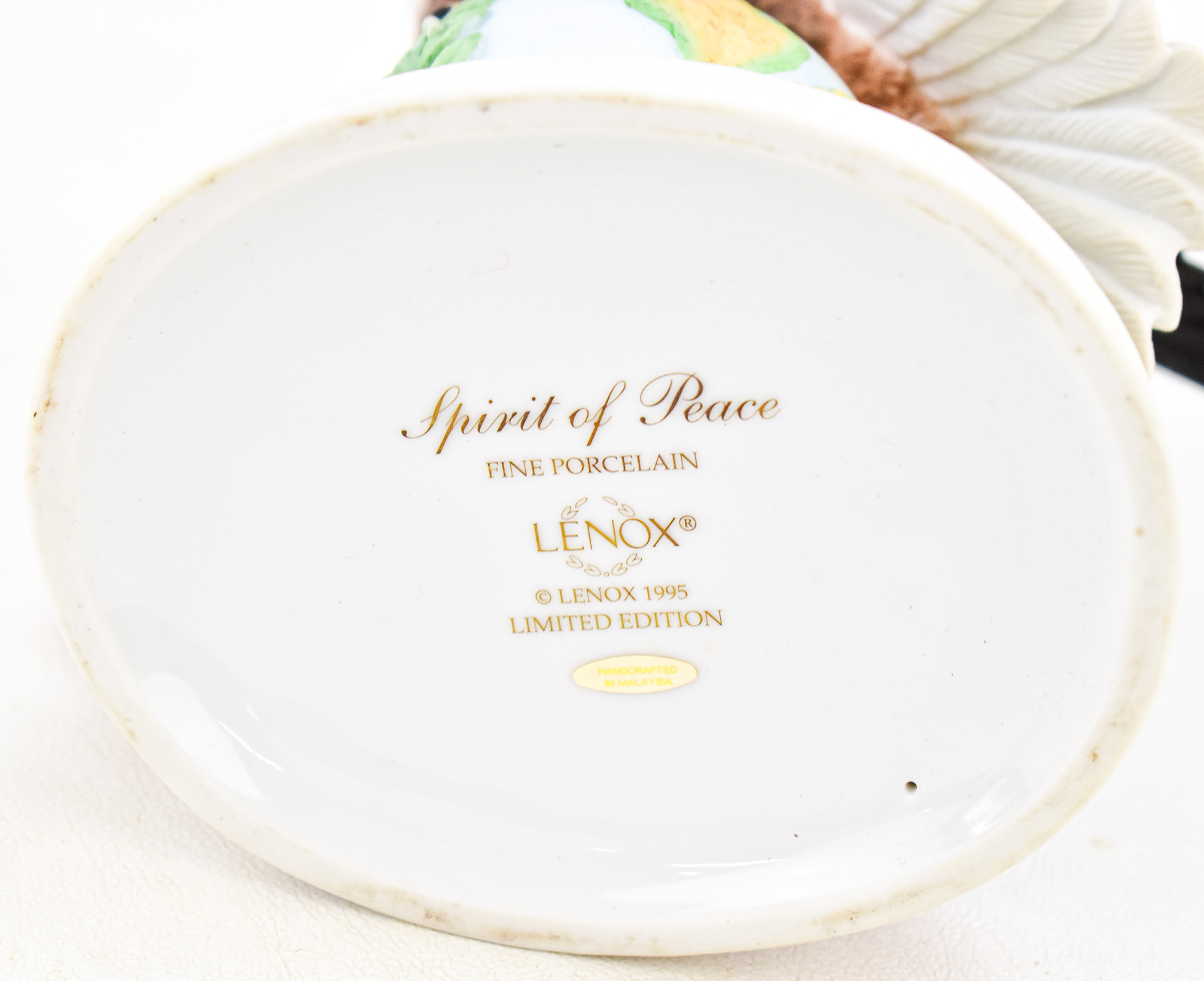 LENOX TRACERY COLLECTION PEDESTAL & CENTERPIECE BOWL, & LENOX "SPIRIT OF PEACE" FIGURINE