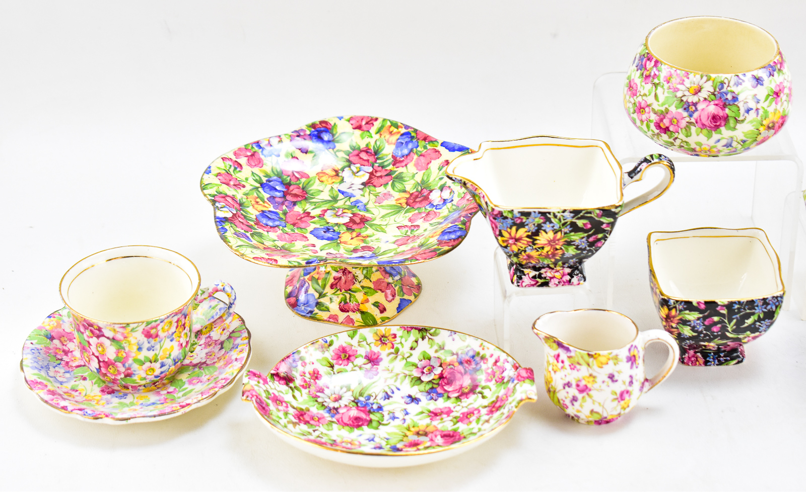 ROYAL WINTON AND JAMES KENT FLORAL PATTERN ENGLISH CHINA
