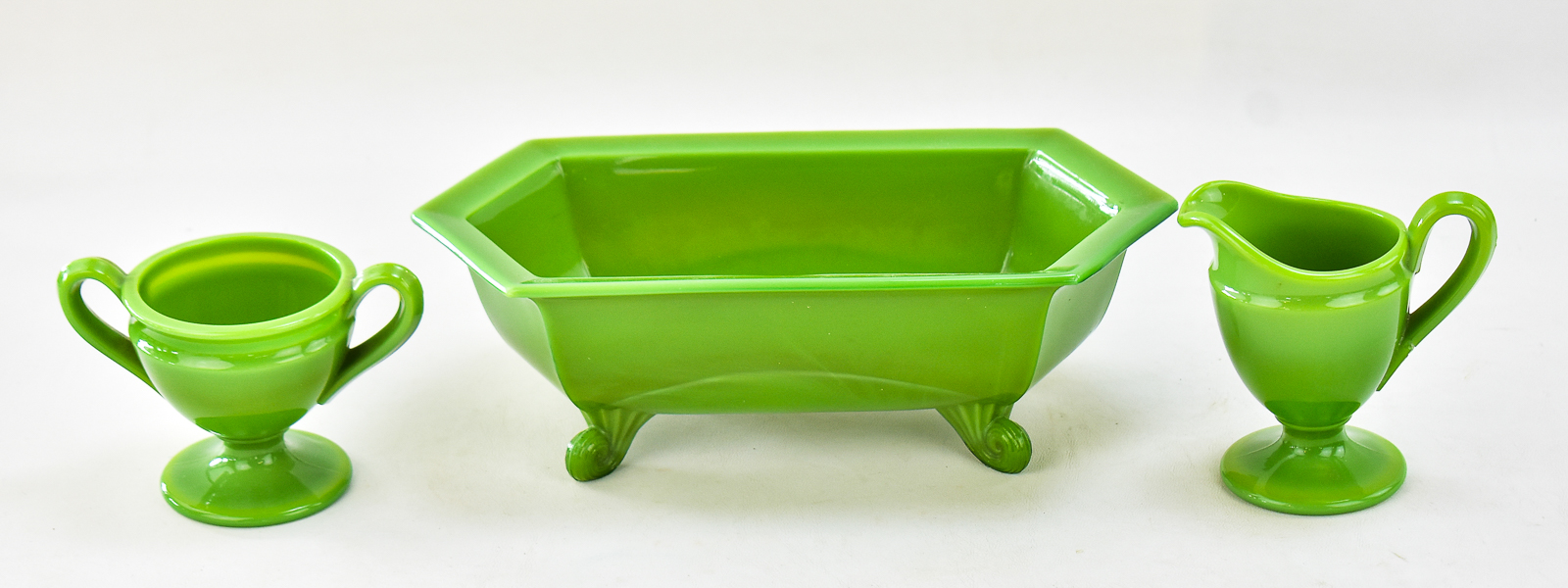 CAMBRIDGE GLASS "AVOCADO" GLASS SUGAR, CREAMER, AND FOOTED BOWL