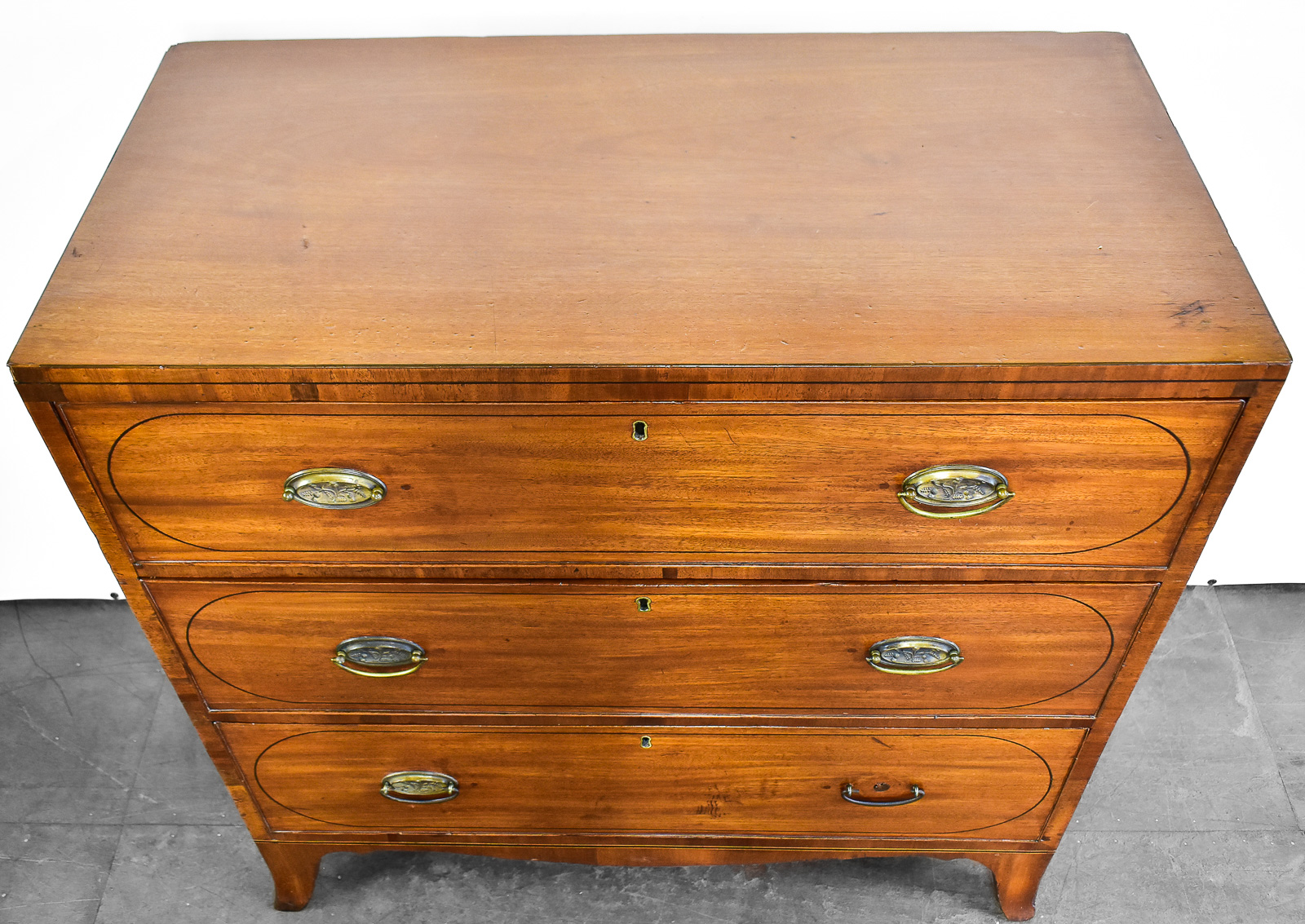 GEORGE lll STYLE THREE-DRAWER CHEST