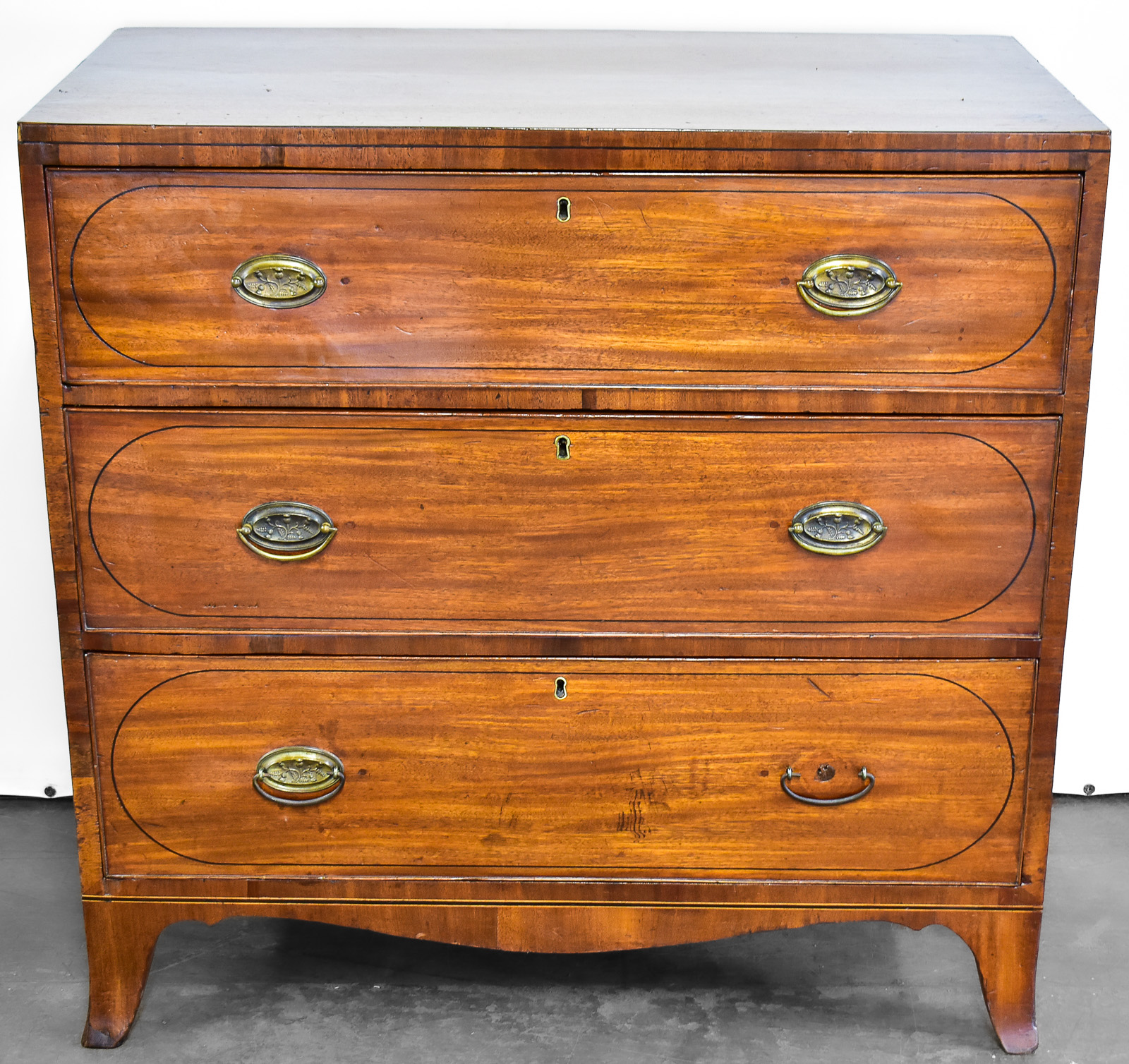 GEORGE lll STYLE THREE-DRAWER CHEST