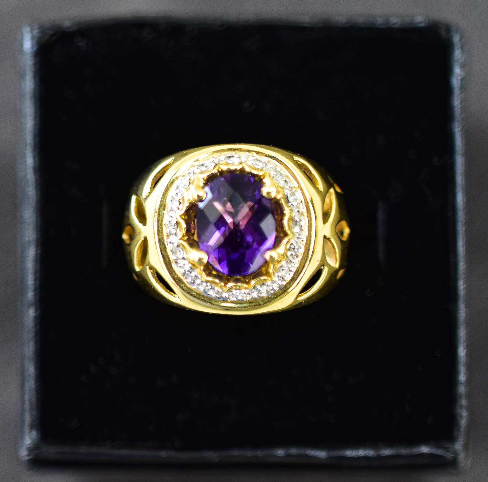 14KT GOLD AMETHYST BISHOP RING