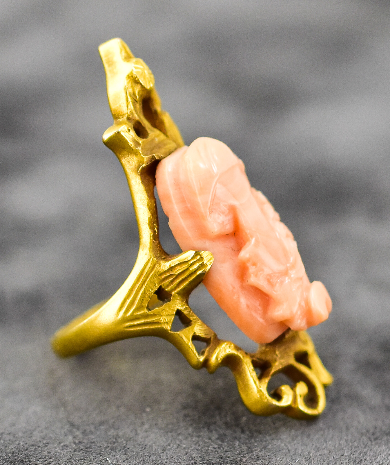 ART NOUVEAU 14KT GOLD CARVED ANGEL SKIN CORAL CAMEO