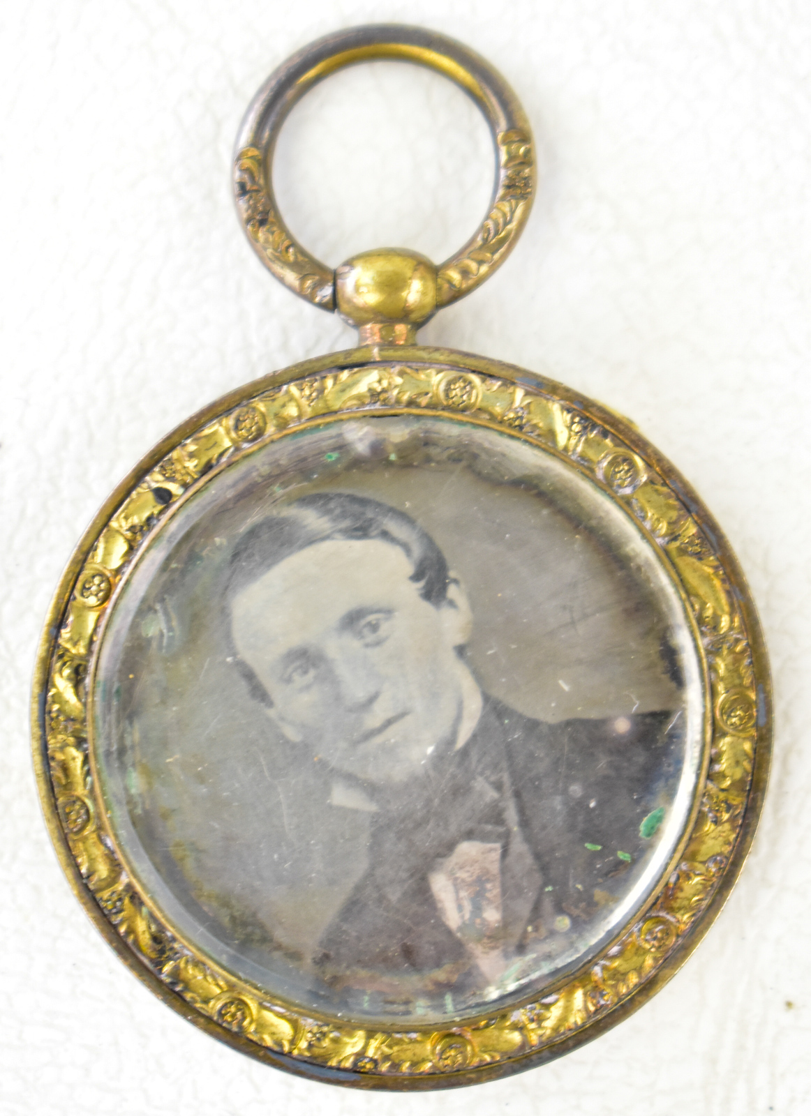 PHOTOGRAPHIC PORTRAIT LOCKET FOB
