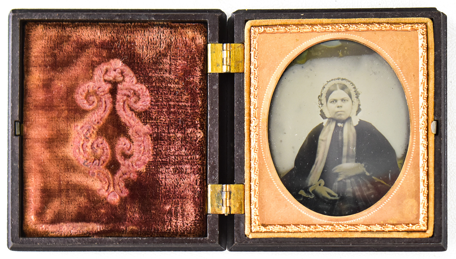 CLOAKED WOMAN AMBROTYPE; LITTLEFIELD, PARSONS & COMPANY