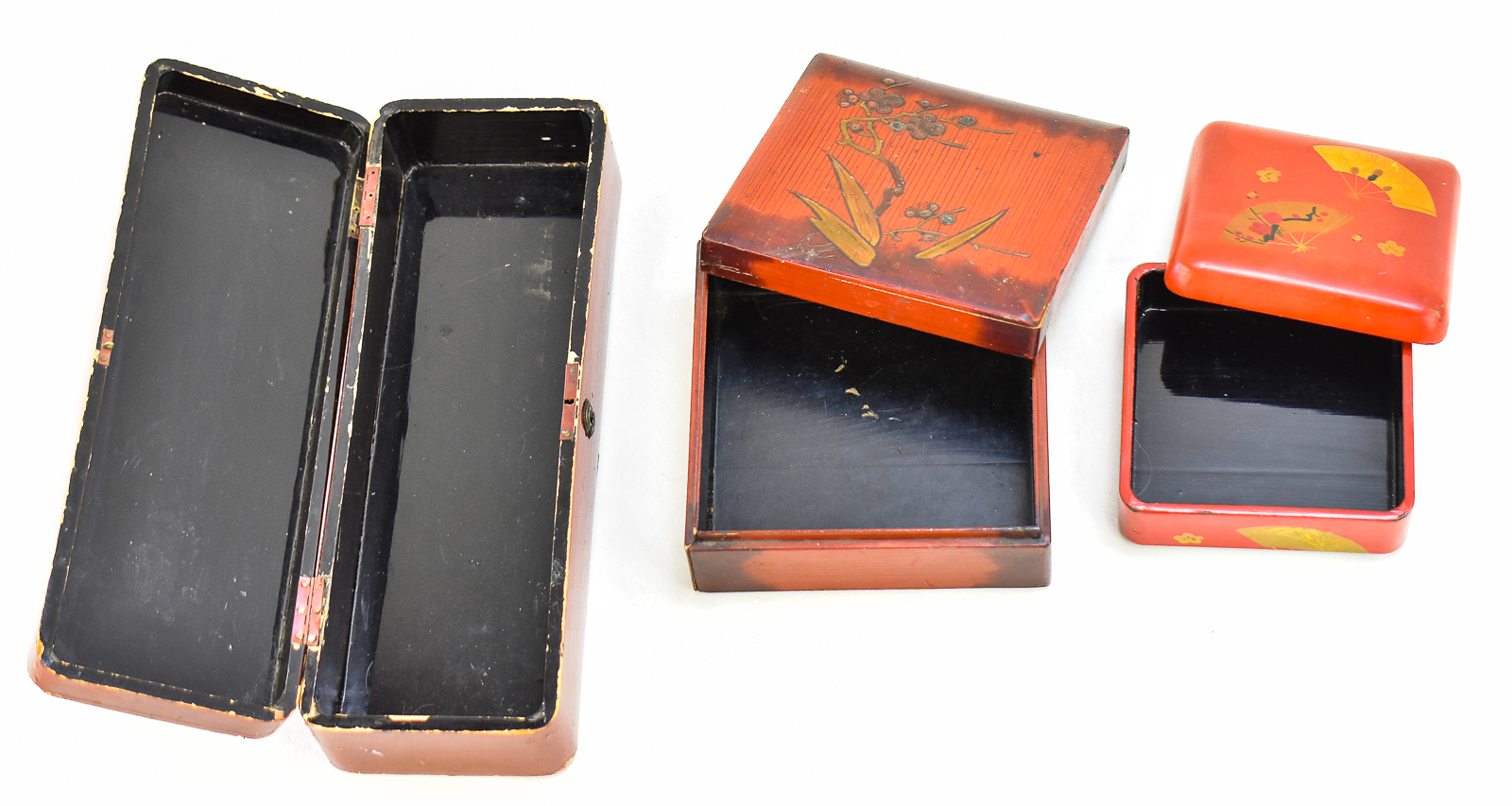 THREE JAPANESE LACQUERED WOOD BOXES