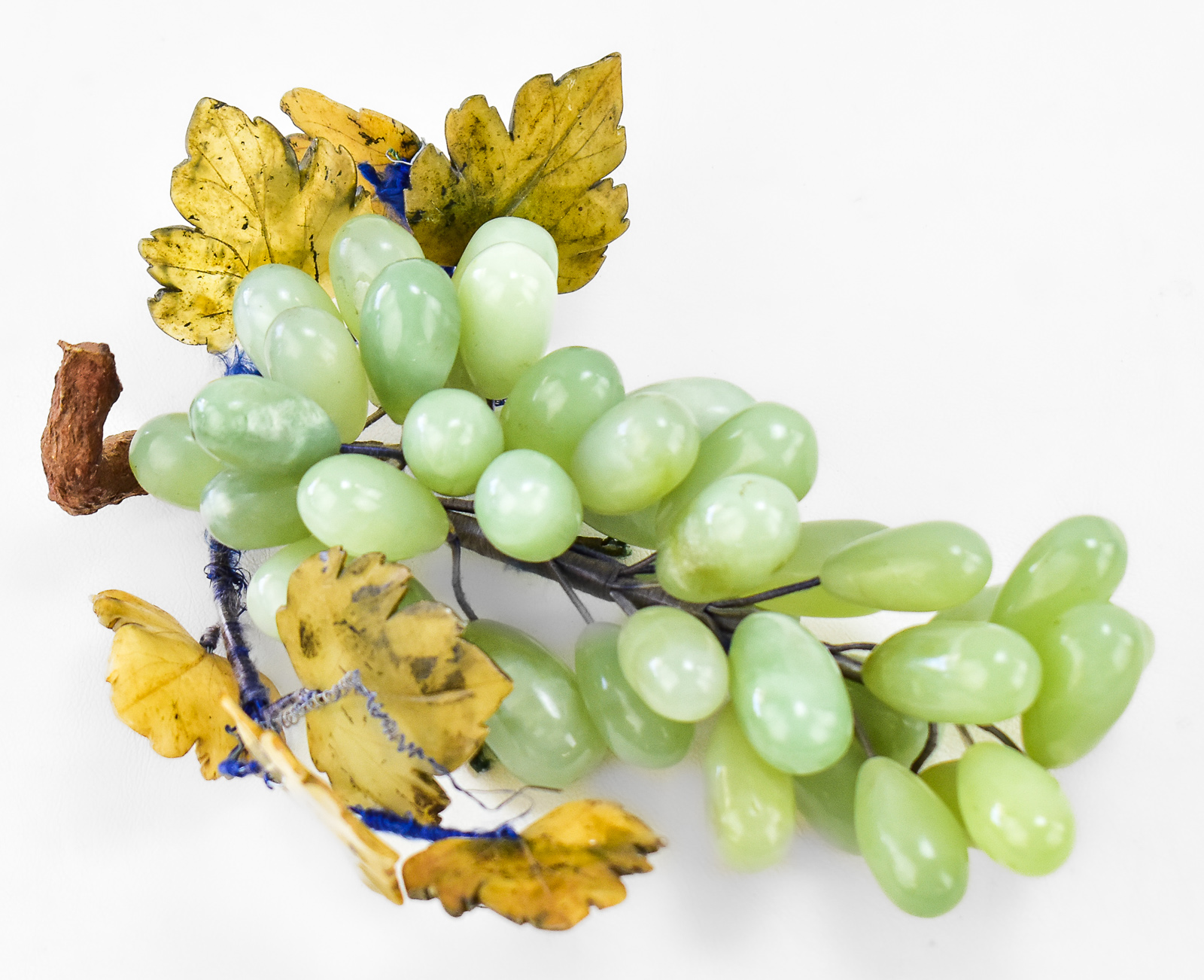 ASIAN CARVED JADE GRAPE CLUSTERS