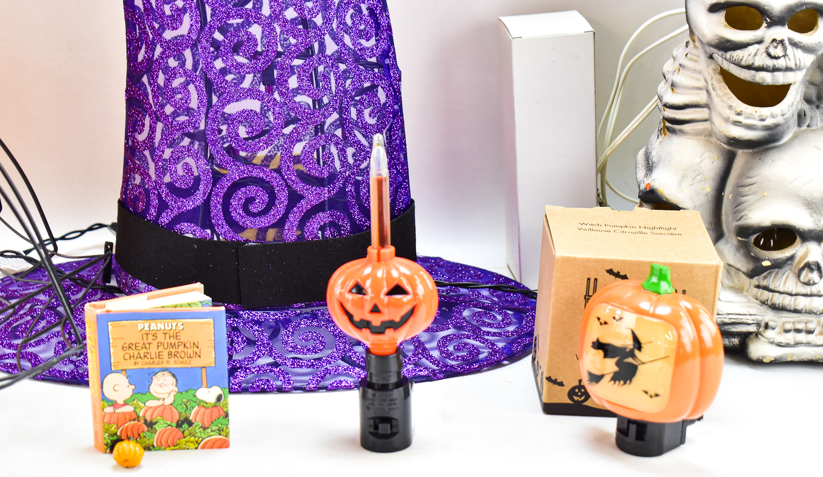 HALLOWEEN TABLE DECORATION ASSORTMENT