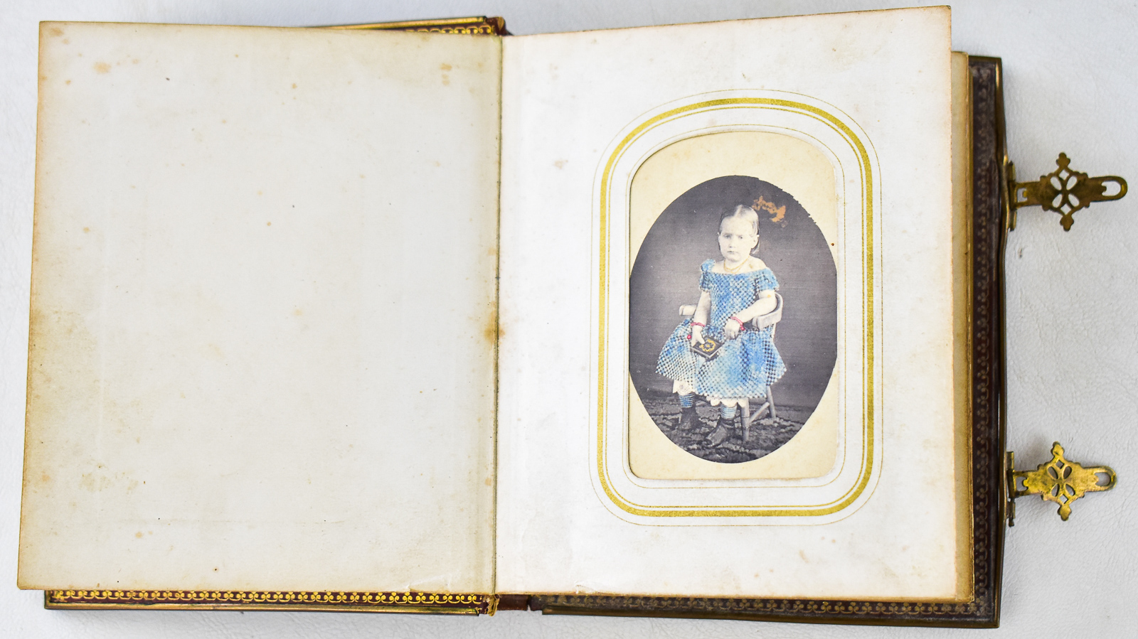 VICTORIAN LEATHER-BOUND PHOTO ALBUM W/ 26 PHOTOGRAPHS