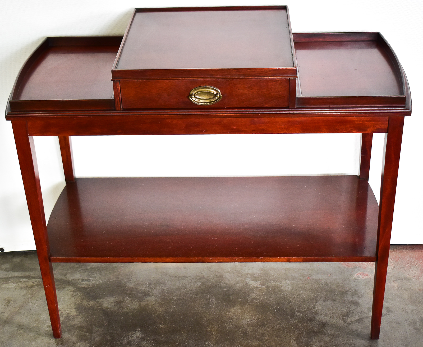 MERSMAN MAHOGANY THREE TEIR CONSOLE TABLE