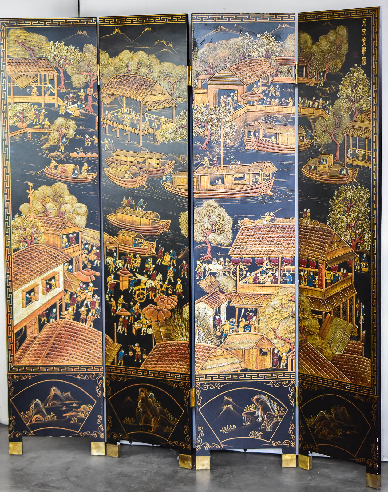 CHINESE BLACK LACQUER FOLDING ROOM DIVIDER