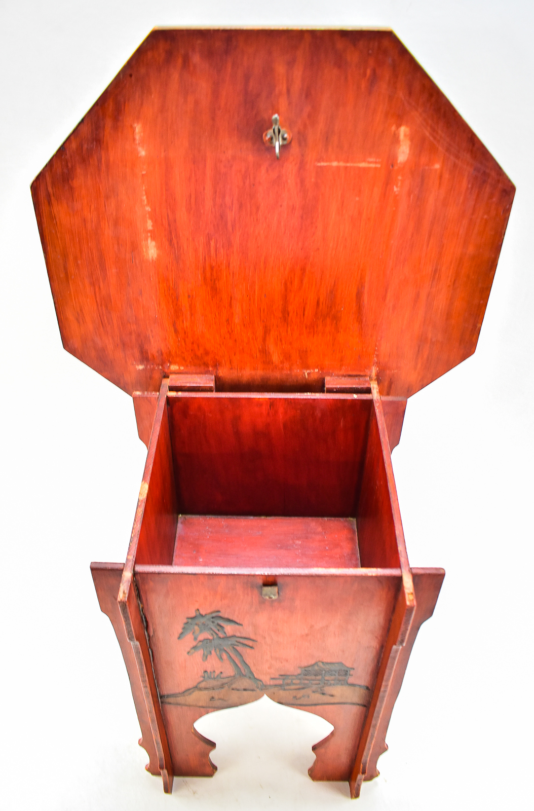 JAPANESE OCTAGONAL COMPANION STAND OR SEWING TABLE