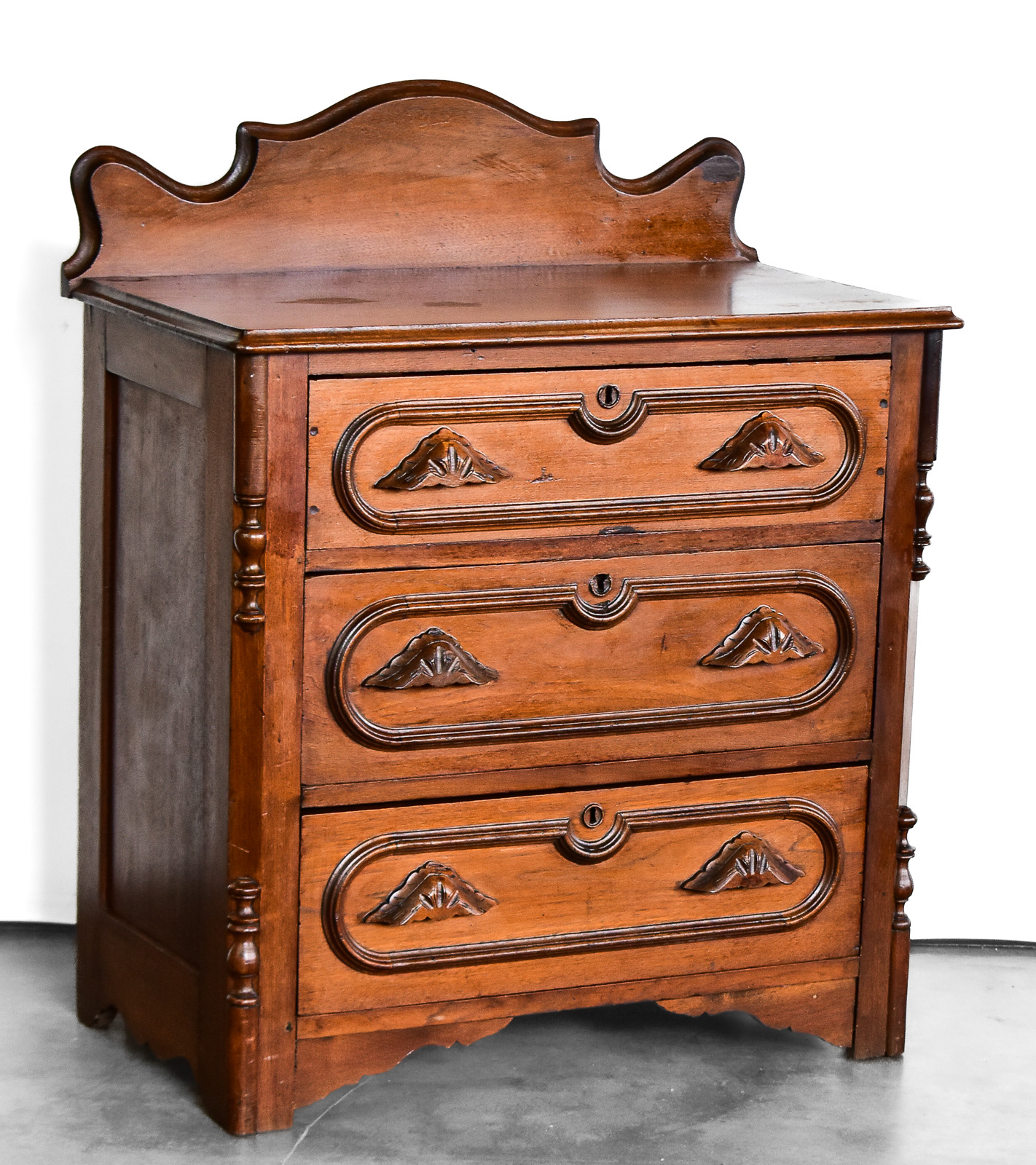EASTLAKE STYLE CHEST OF DRAWERS