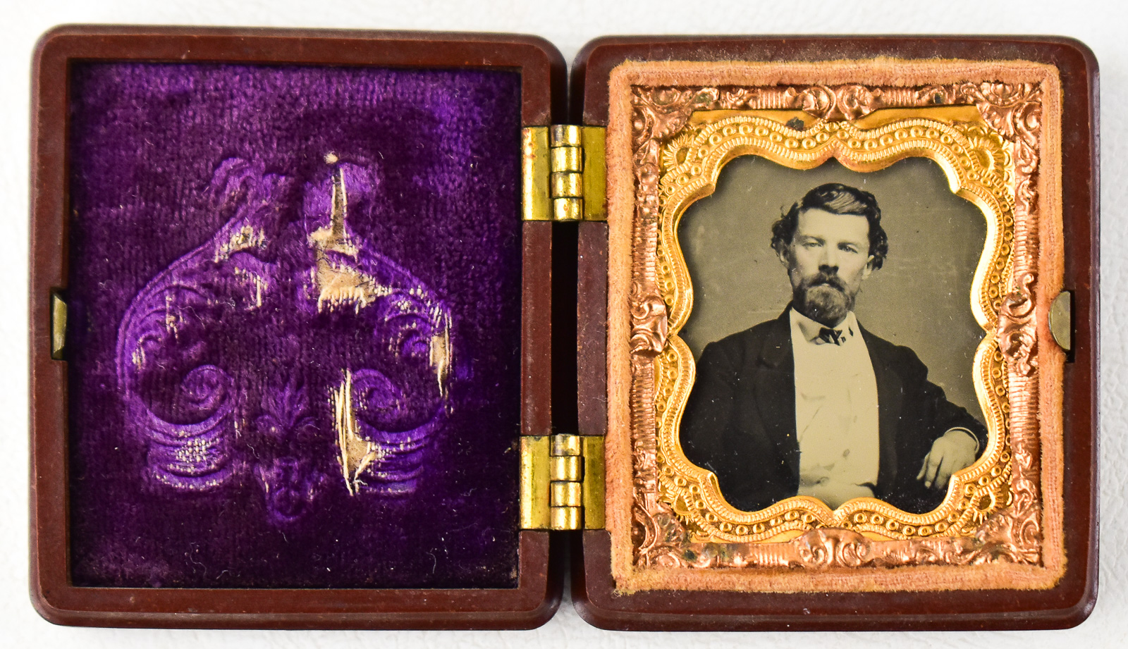 MINIATURE DAGUERREOTYPE