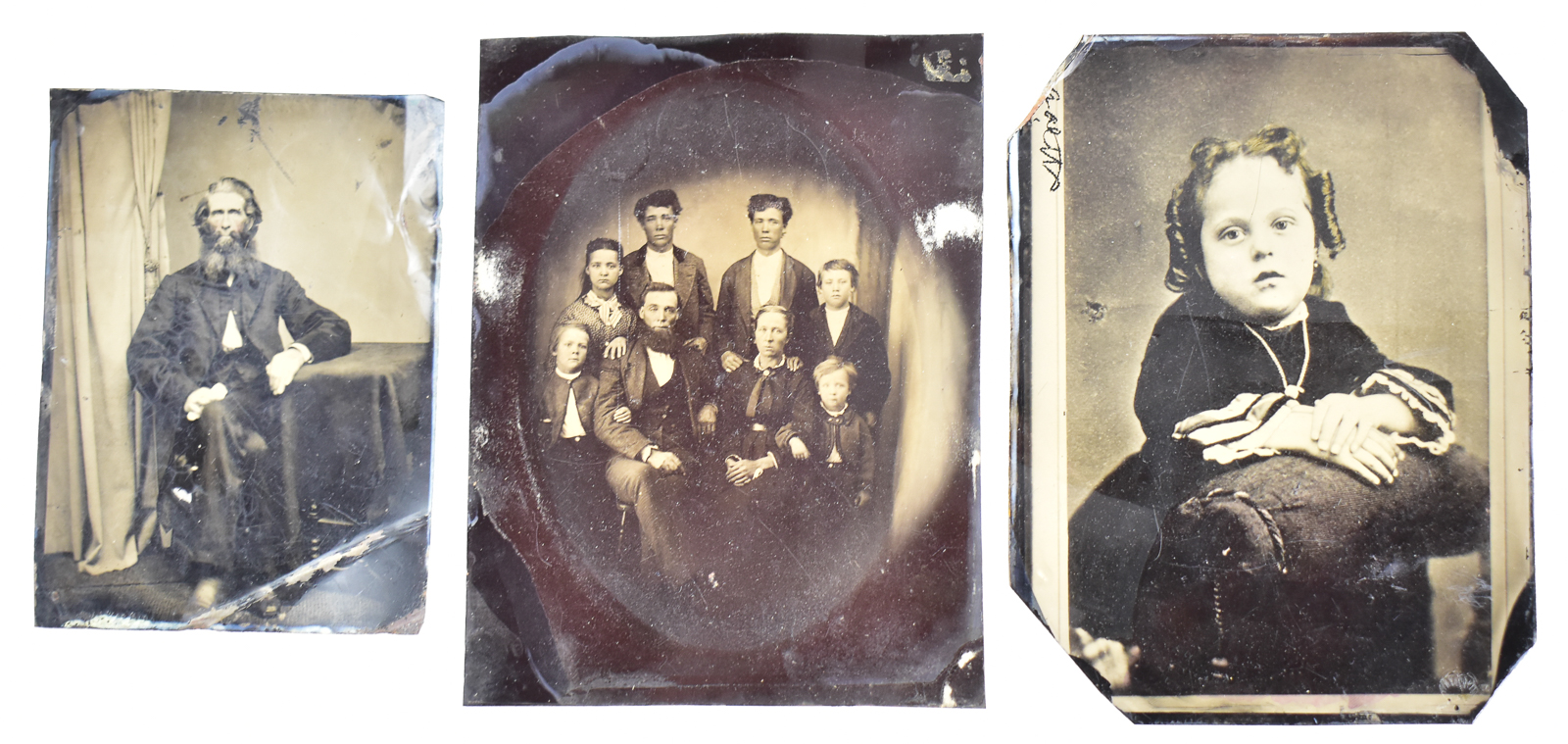 FAMILY TIN TYPE TRIO