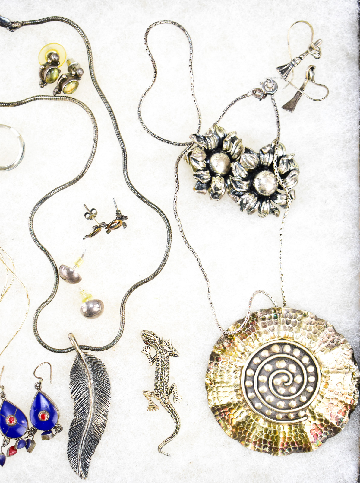 STERLING SILVER JEWELRY ASSORTMENT; LAPIS, PEARL, ONYX