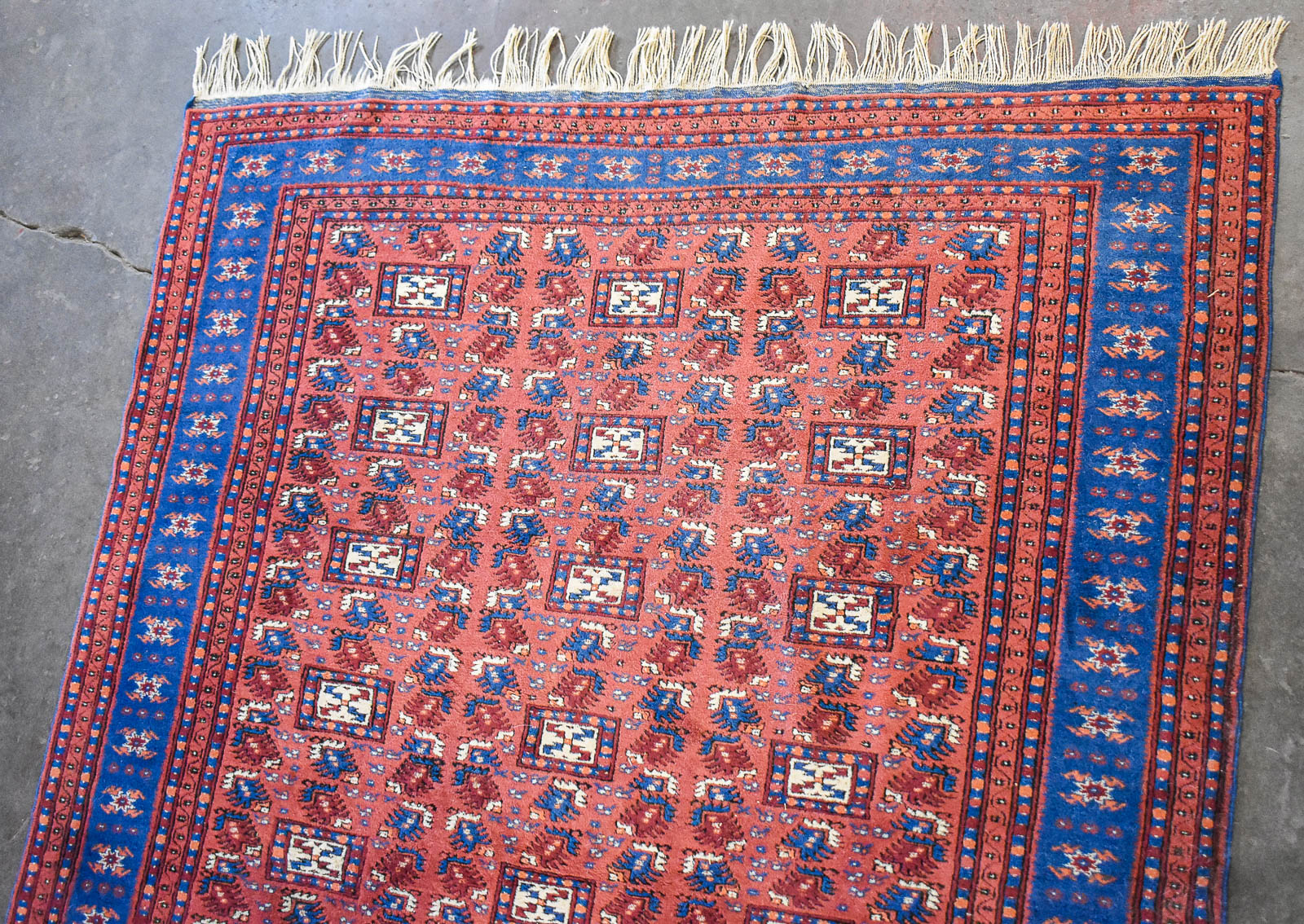 YOMUT TURKMEN WOOL RUG