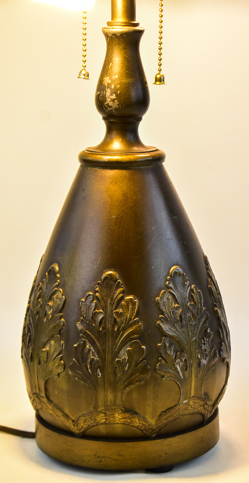 ART NOUVEAU SLAG GLASS TABLE LAMP