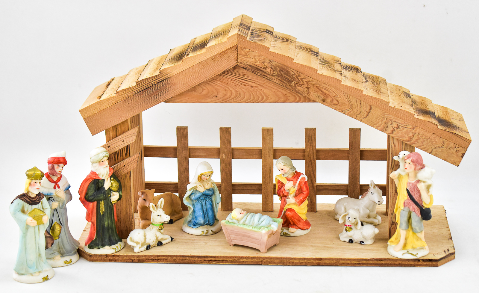 ST. JUDE CHARITY LOT: NATIVITY SET