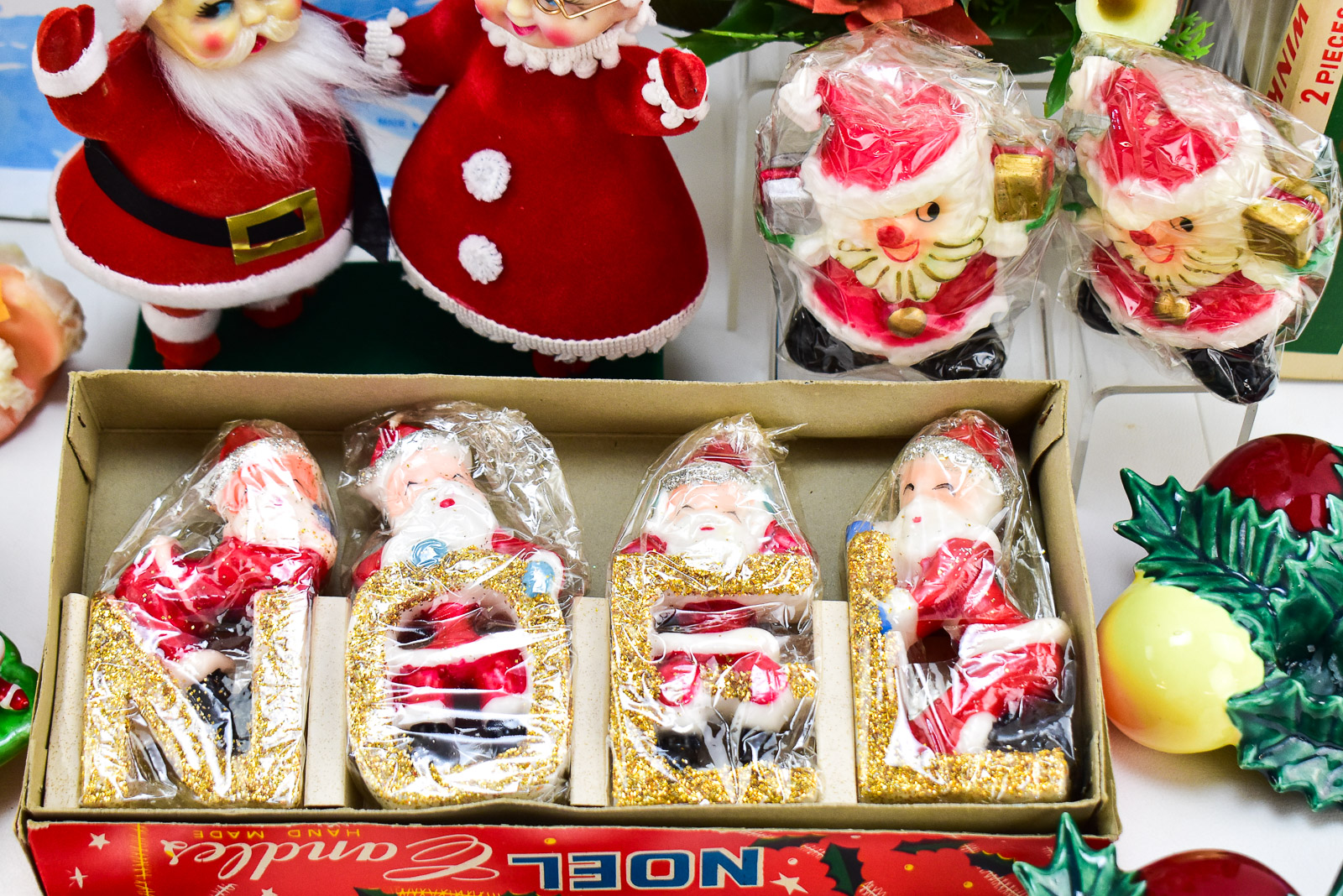 SANTA THEMED CHRISTMAS CANDLE COLLECTION
