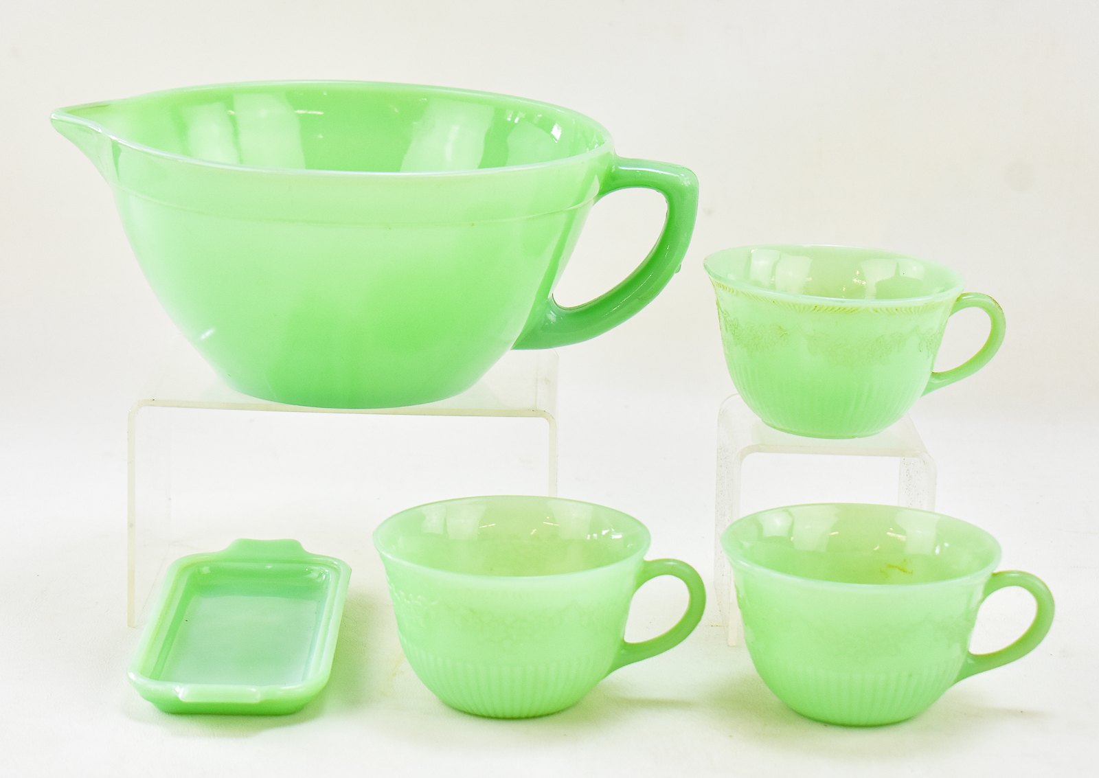 ANCHOR HOCKING FIRE-KING JADEITE OVEN WARE