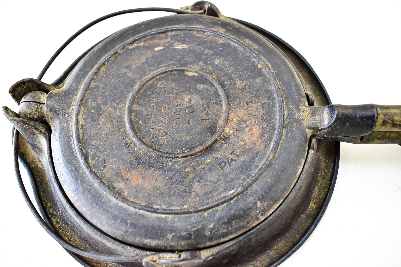 WAGNER WARE SIDNEY -O- No. 8 WAFFLE IRON