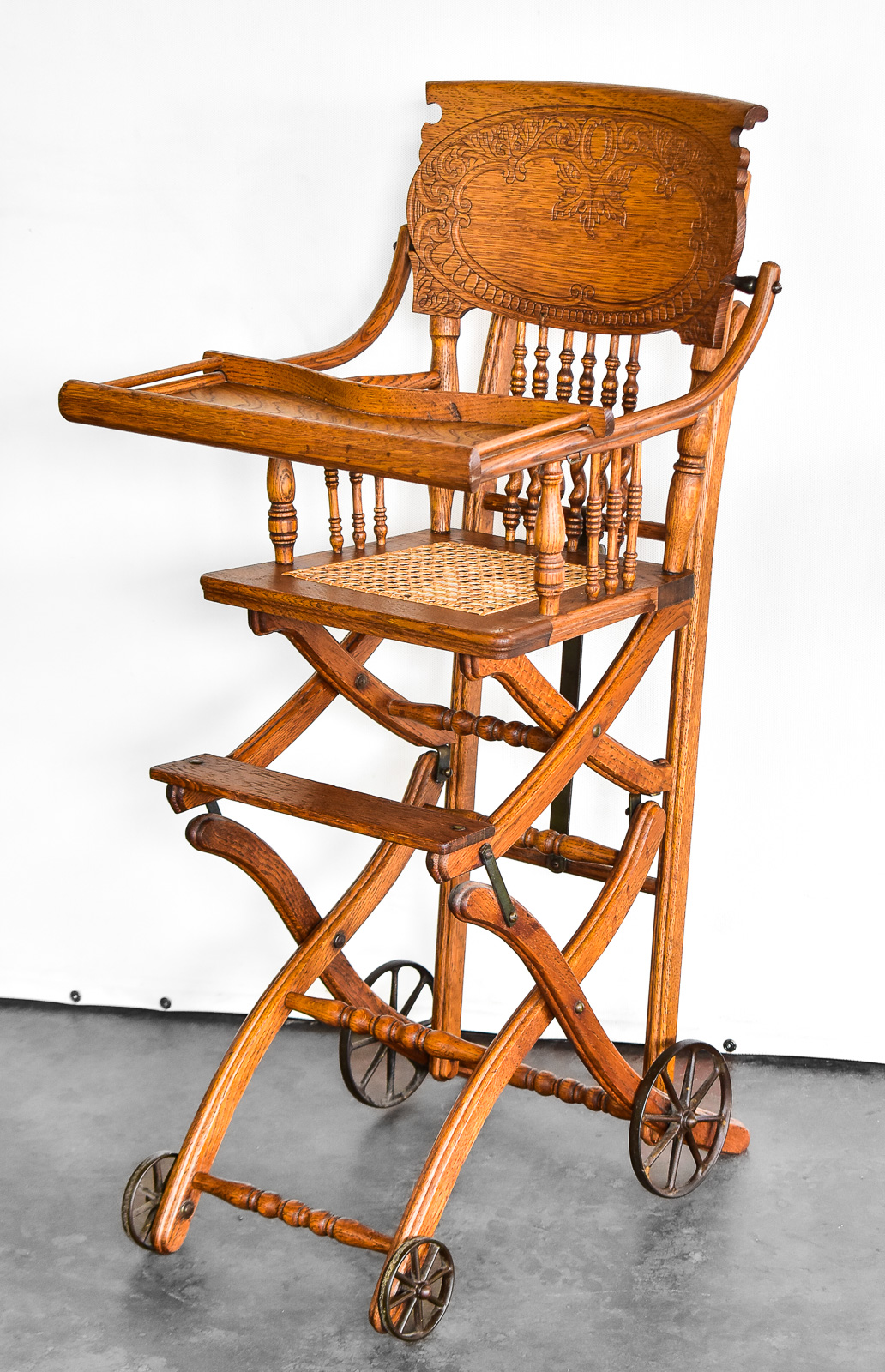 PRESSED-BACK OAK HIGH CHAIR STROLLER