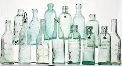 OREGON GLASS BOTTLES: EUGENE, CORVALLIS, ALBANY, COTTAGE GROVE, MARSHFIELD. This assortment has 
