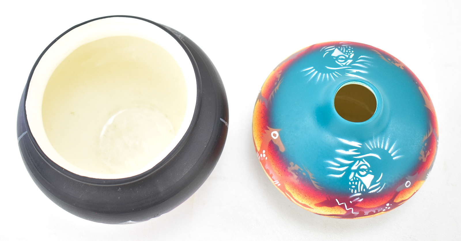 HOZONI POTTERY DUO