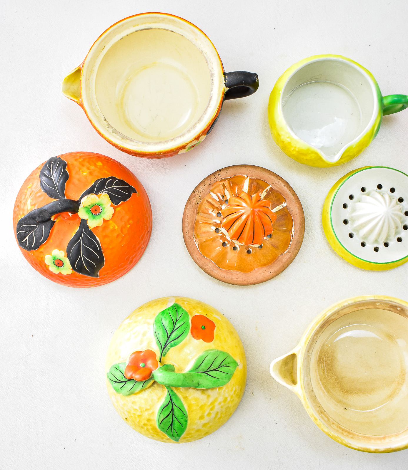 Lot 27 - CITRUS THEMED REAMERS/JUICER COLLECTION | McLaren Auction