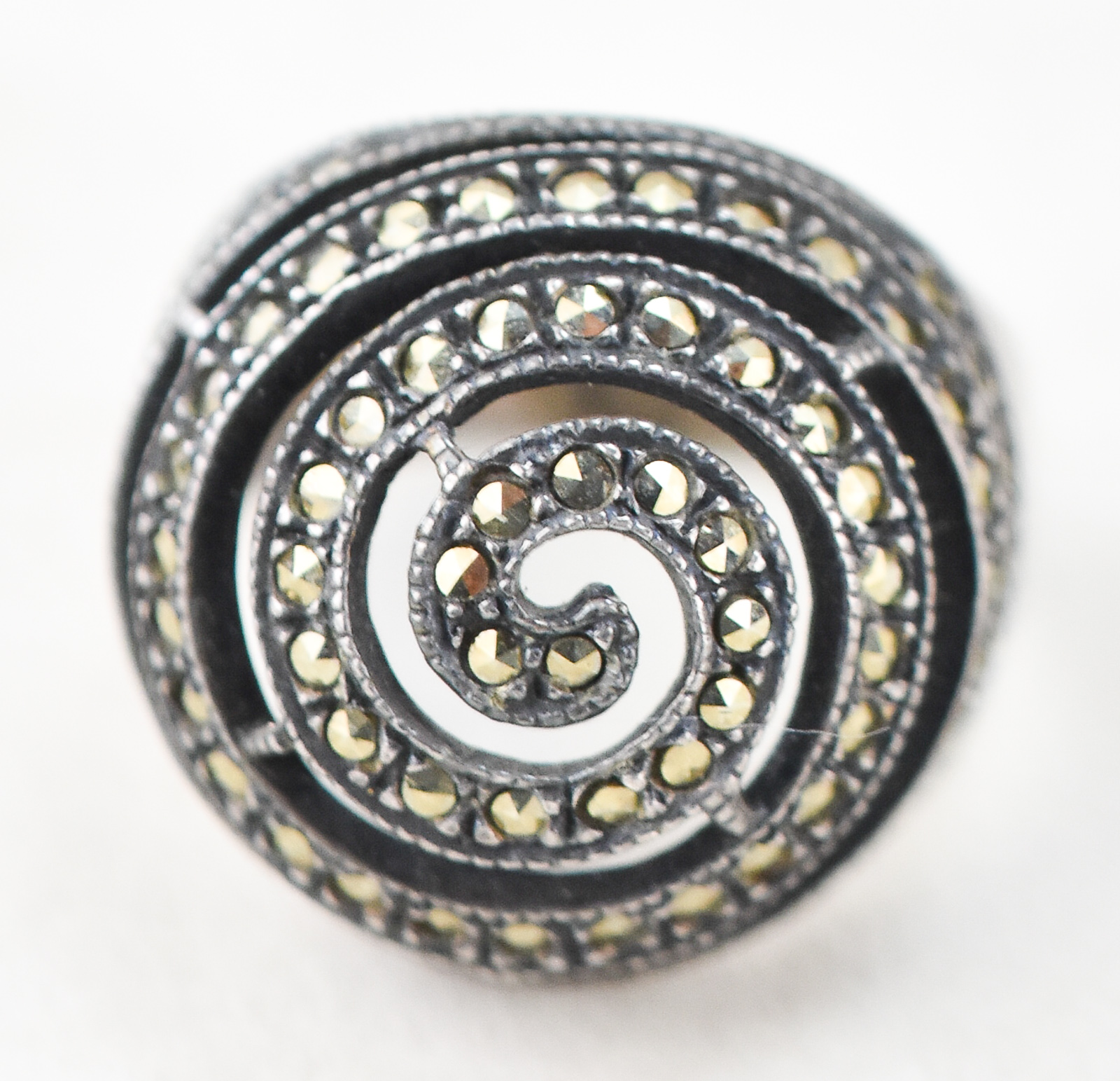 STERLING SILVER MARCASITE SPIRAL RING