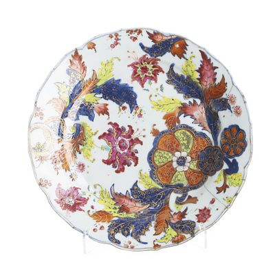 China porcelain 'tobacco leaf' plate, Qianlong. China, Qianlong, porcelain, polychrome 
