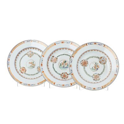 Three Chinese porcelain plates, Kangxi. China, Kangxi, decorated with polychrome enamels of the 