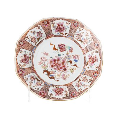 Octagonal plate in Chinese porcelain, Yongzheng. China, Yongzheng, porcelain decorated with 