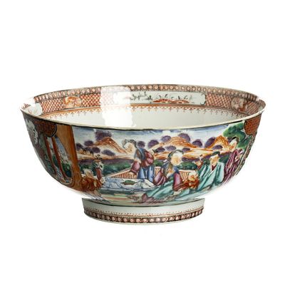 Chinese porcelain ‘mandarin’ bowl, Qianlong. China, Qianlong, porcelain with polychrome 