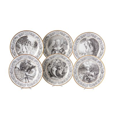 VISTA ALEGRE- Conjunto de 6 pratos '4º Centenário da Morte de Luís de Camões'. Portugal, séc.XX 